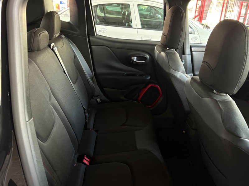 RENEGADE 2.0 16V TURBO DIESEL TRAILHAWK 4P 4X4 AUTOMÁTICO - 2016 - CAXIAS DO SUL