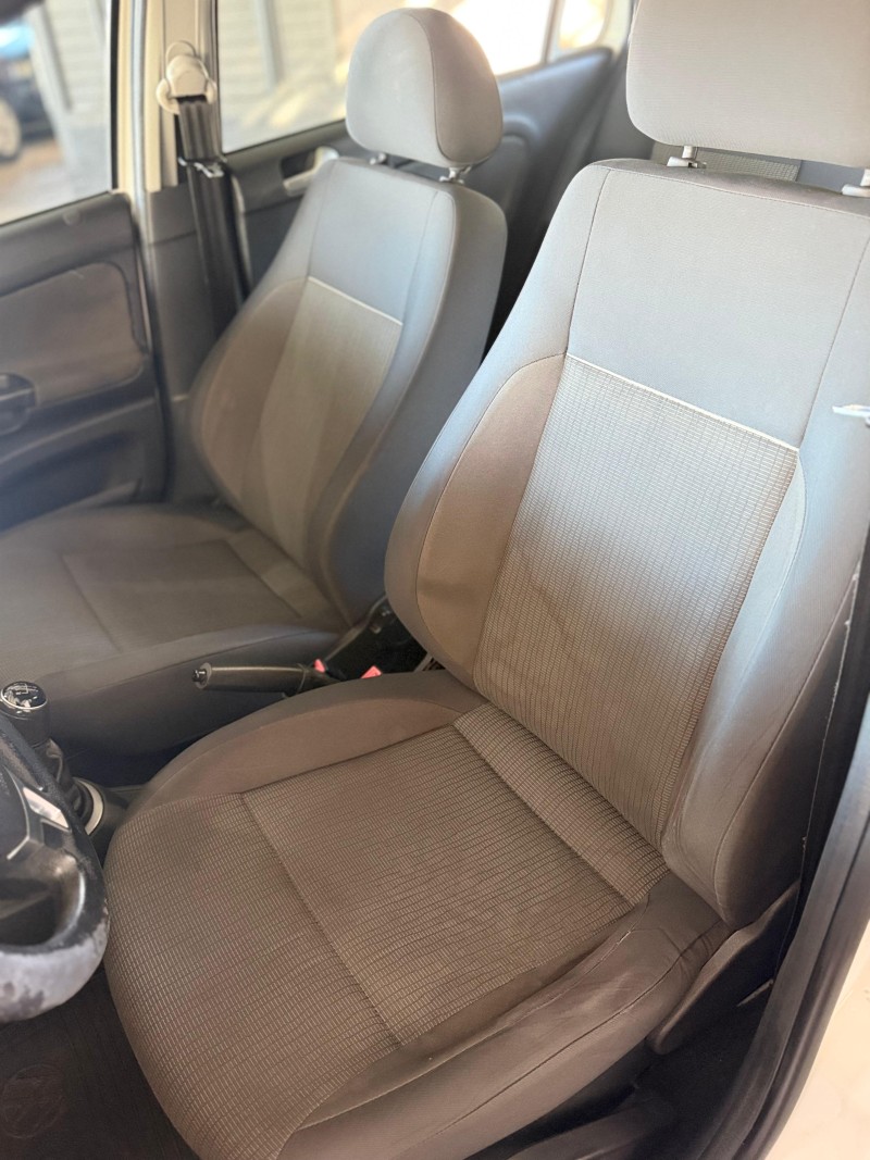 VOYAGE 1.6 MI TREND 8V FLEX 4P MANUAL - 2014 - CAXIAS DO SUL