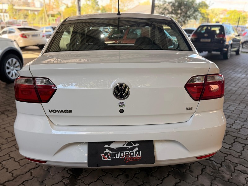 VOYAGE 1.6 MI TREND 8V FLEX 4P MANUAL - 2014 - CAXIAS DO SUL