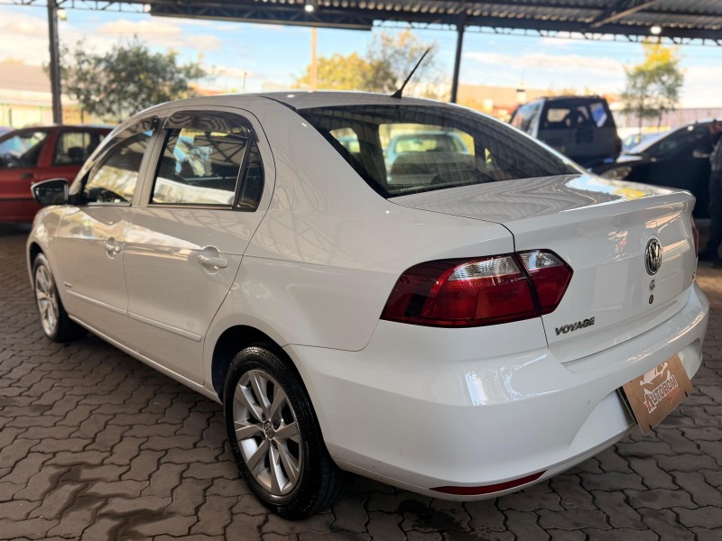 VOYAGE 1.6 MI TREND 8V FLEX 4P MANUAL - 2014 - CAXIAS DO SUL