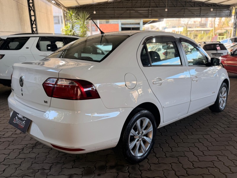 VOYAGE 1.6 MI TREND 8V FLEX 4P MANUAL - 2014 - CAXIAS DO SUL