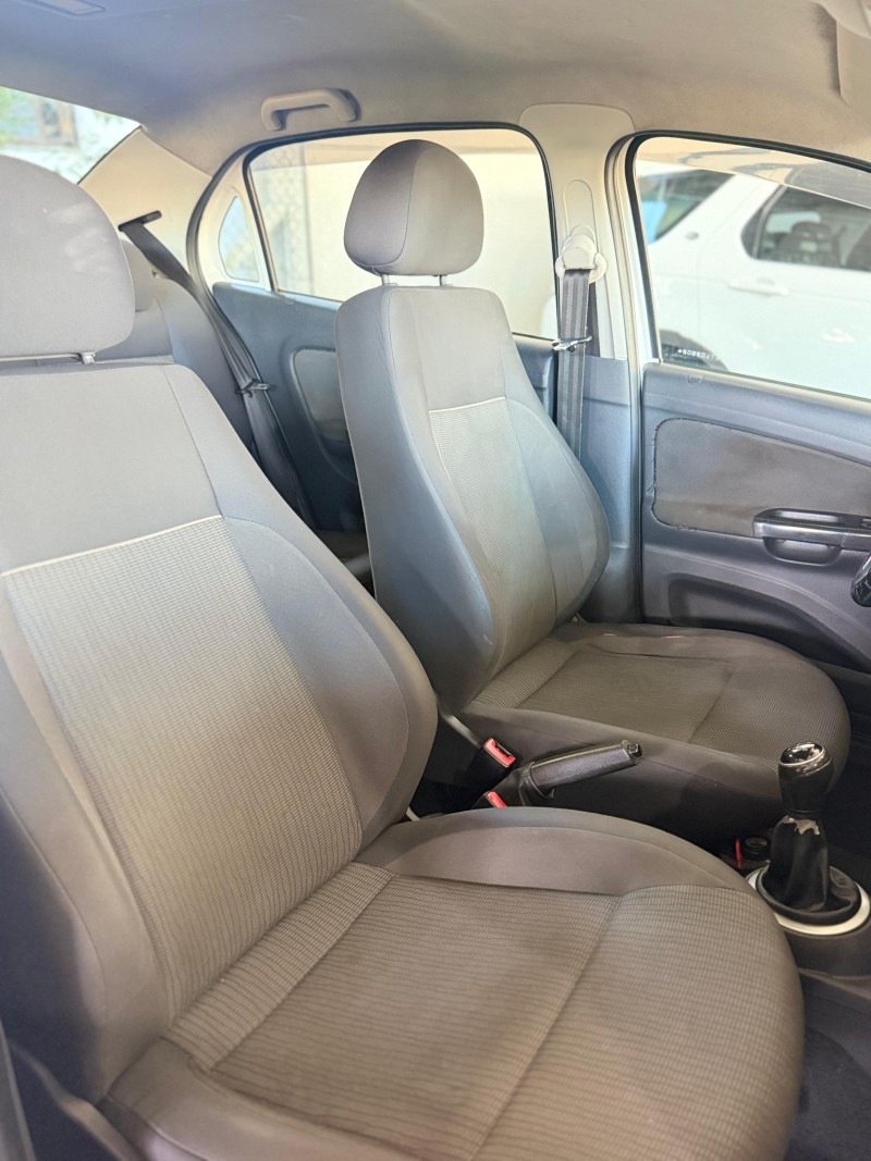 VOYAGE 1.6 MI TREND 8V FLEX 4P MANUAL - 2014 - CAXIAS DO SUL