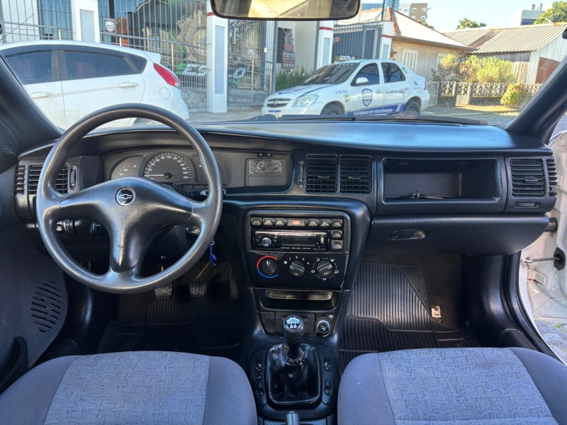 VECTRA 2.0 MPFI GL 8V GASOLINA 4P MANUAL - 1999 - CAXIAS DO SUL