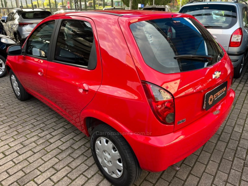 CELTA 1.0 MPFI LT 8V FLEX 4P MANUAL - 2015 - FELIZ