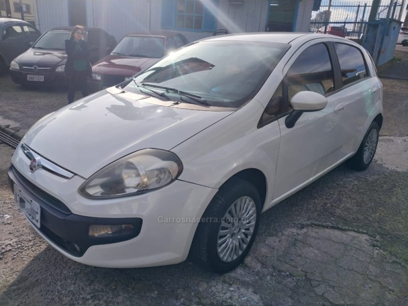 PUNTO 1.4 ATTRACTIVE 8V FLEX 4P MANUAL - 2013 - CAXIAS DO SUL