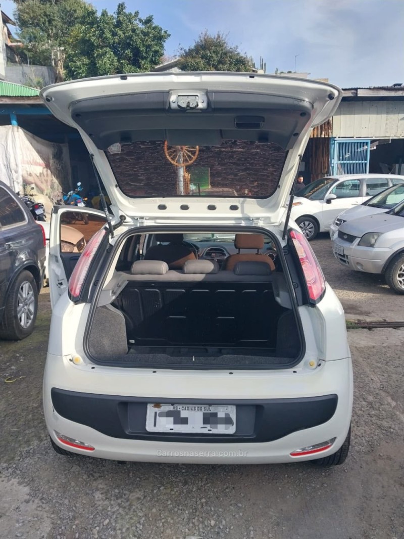 PUNTO 1.4 ATTRACTIVE 8V FLEX 4P MANUAL - 2013 - CAXIAS DO SUL
