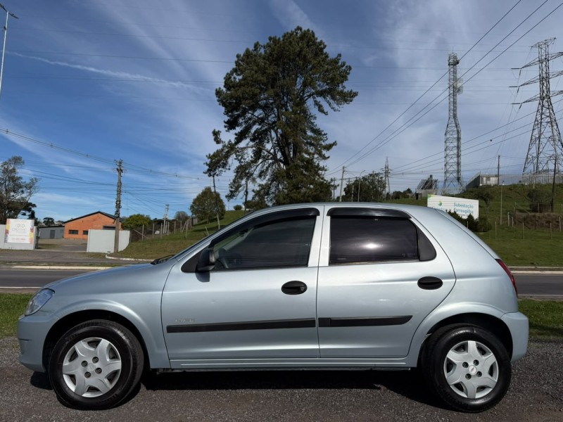 CELTA 1.0 MPFI LIFE 8V FLEX 4P MANUAL - 2007 - FARROUPILHA