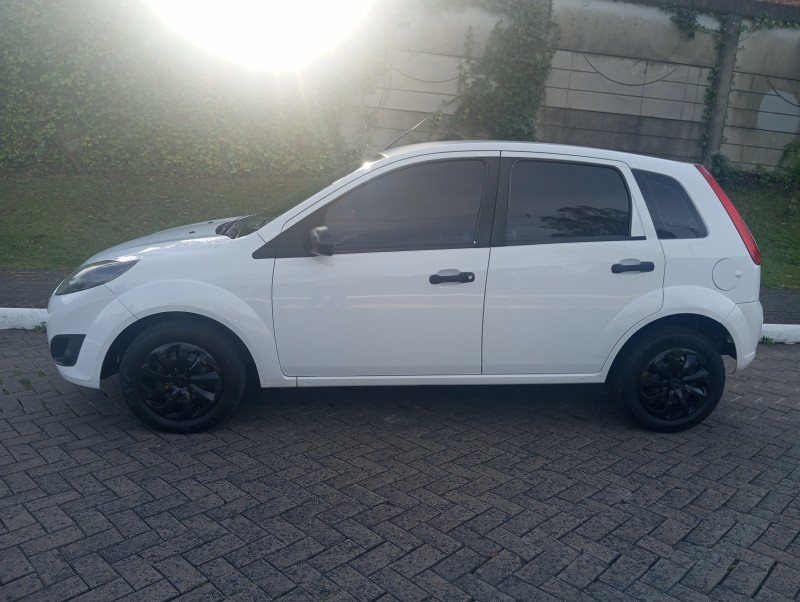 FIESTA 1.0 MPI 8V GASOLINA 4P MANUAL - 2013 - CAXIAS DO SUL