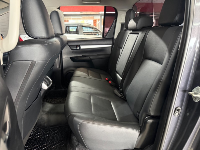 HILUX 2.8 SRX LIMITED 4X4 CD 16V DIESEL 4P AUTOMÁTICO - 2023 - FARROUPILHA