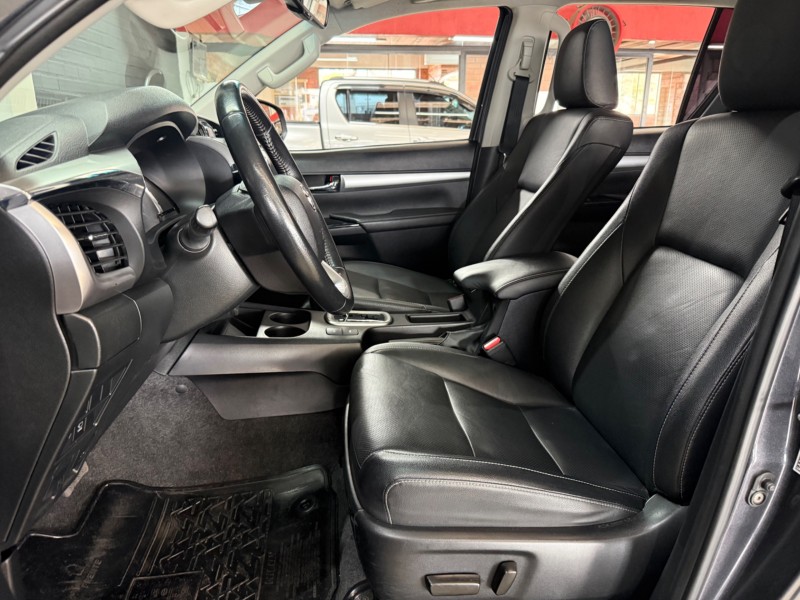 HILUX 2.8 SRX LIMITED 4X4 CD 16V DIESEL 4P AUTOMÁTICO - 2023 - FARROUPILHA