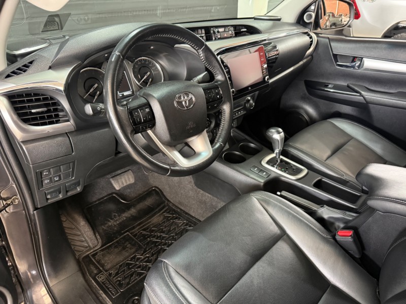HILUX 2.8 SRX LIMITED 4X4 CD 16V DIESEL 4P AUTOMÁTICO - 2023 - FARROUPILHA