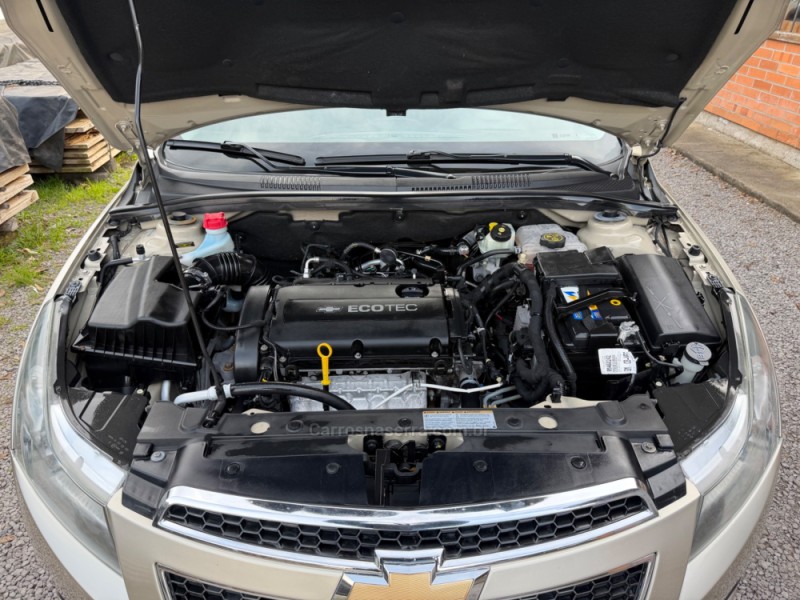CRUZE 1.8 LT 16V FLEX 4P AUTOMÁTICO - 2014 - GARIBALDI