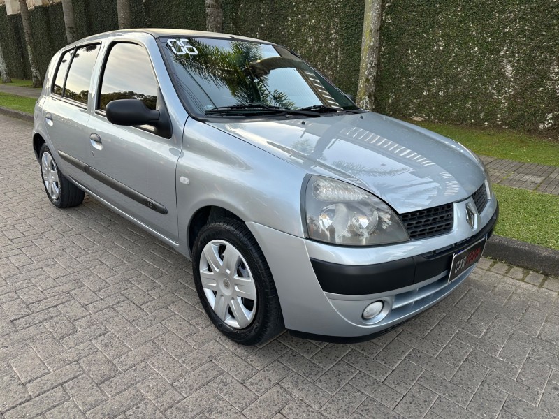 CLIO 1.0 AUTHENTIQUE 16V FLEX 4P MANUAL - 2006 - CAXIAS DO SUL