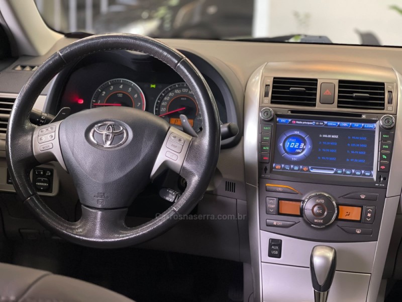 COROLLA 2.0 XEI 16V FLEX 4P AUTOMÁTICO - 2013 - DOIS IRMãOS
