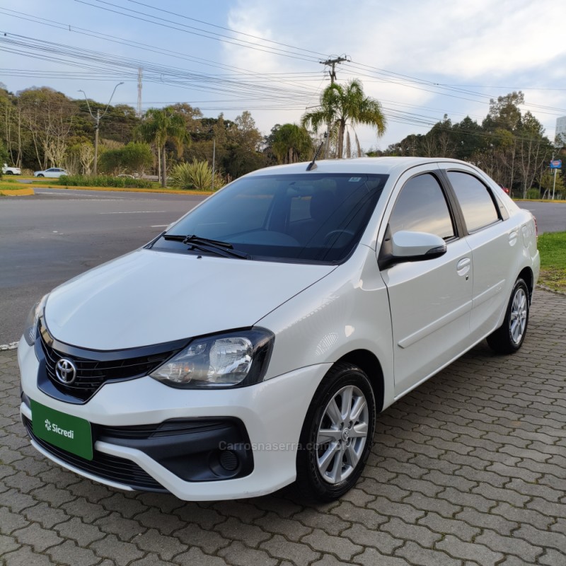 etios 1.5 x plus sedan 16v flex 4p manual 2020 caxias do sul