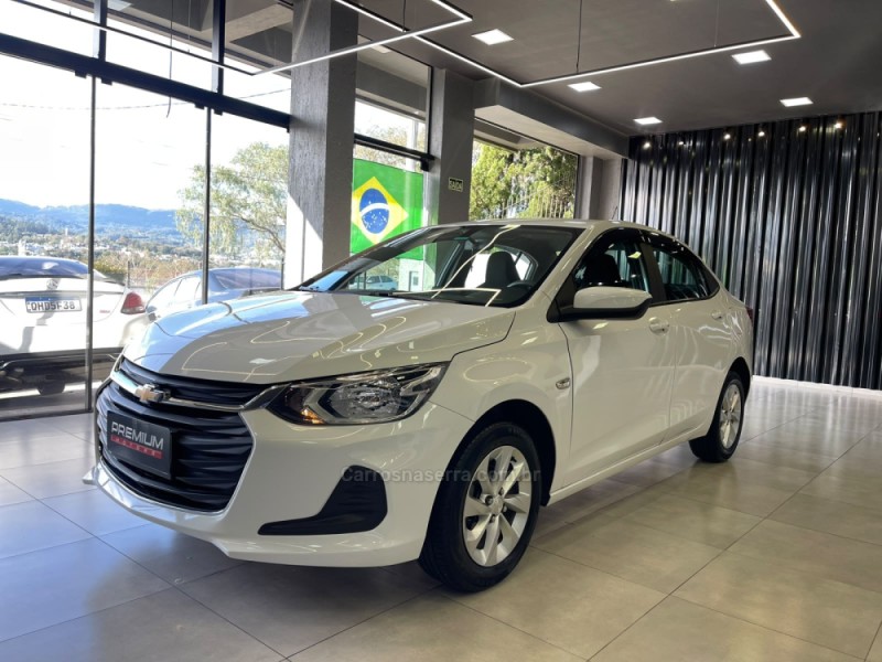 ONIX 1.0 LT PLUS 12V TURBO 4P FLEX MANUAL - 2023 - DOIS IRMãOS