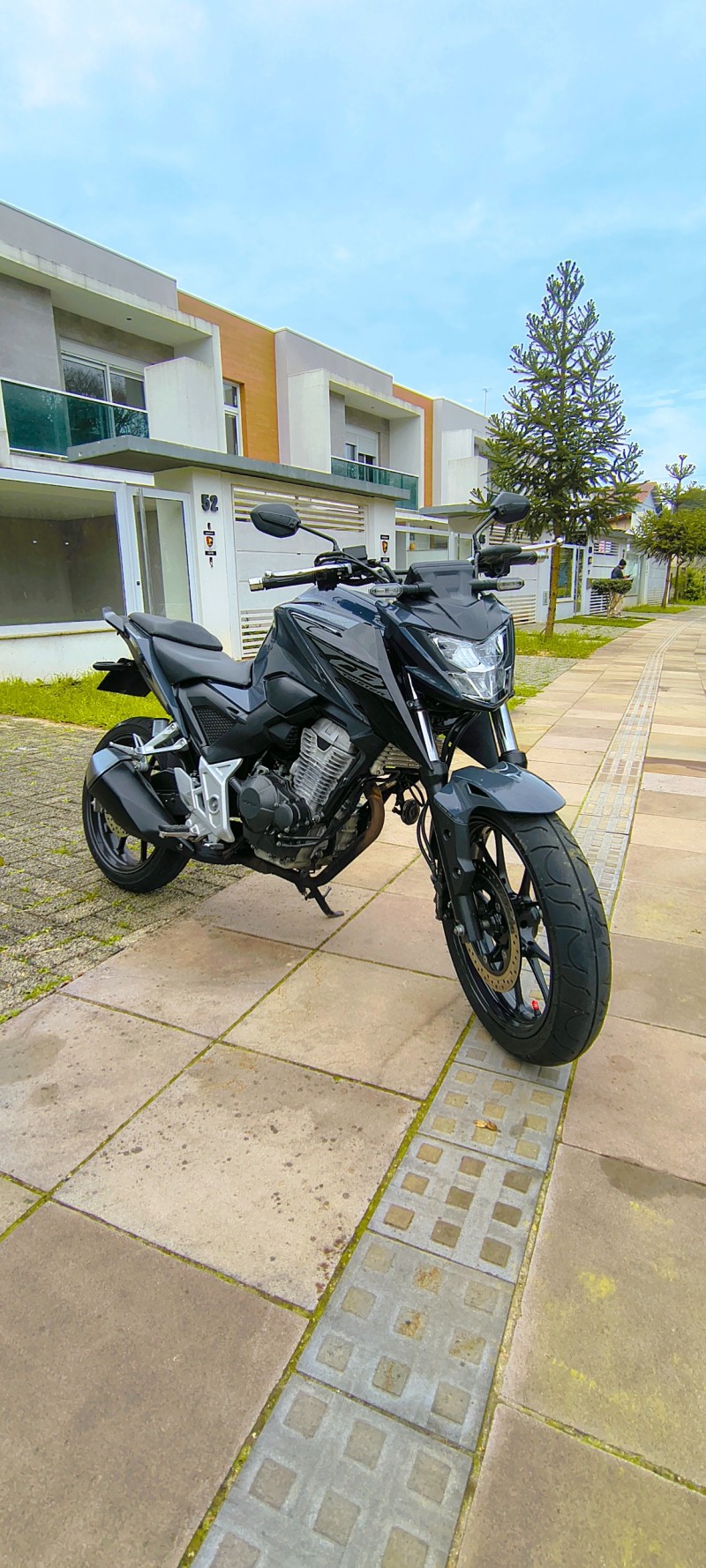 cb 300f twister abs 2023 farroupilha