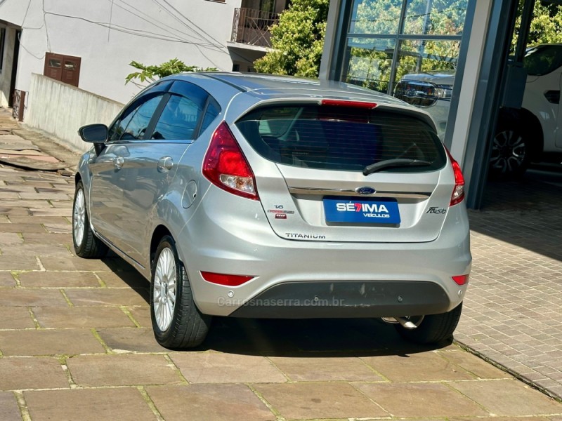 FIESTA 1.6 TITANIUM HATCH 16V FLEX 4P AUTOMÁTICO - 2014 - GUAPORé