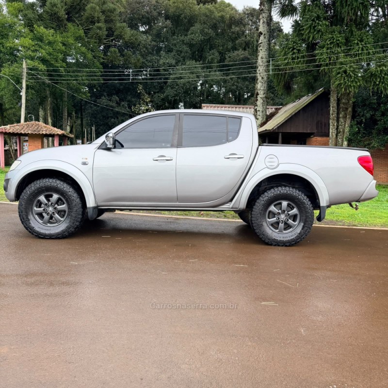 L200 TRITON 3.2 HPE 4X4 CD 16V TURBO INTERCOOLER DIESEL 4P AUTOMÁTICO - 2012 - VACARIA