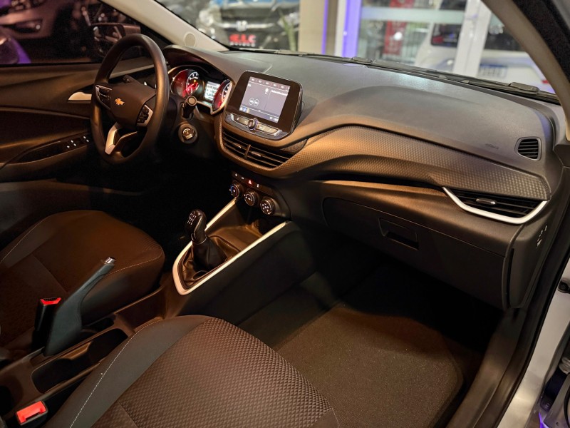 ONIX 1.0 LT PLUS 8V FLEX 4P MANUAL - 2020 - CAXIAS DO SUL
