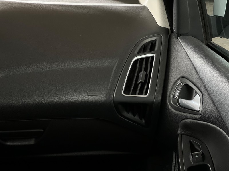 FOCUS 2.0 TITANIUM HATCH 16V FLEX 4P AUTOMÁTICO - 2016 - BENTO GONçALVES