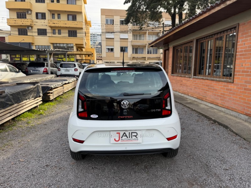 UP 1.0 TSI PEPPER UP 12V FLEX 4P MANUAL - 2019 - GARIBALDI