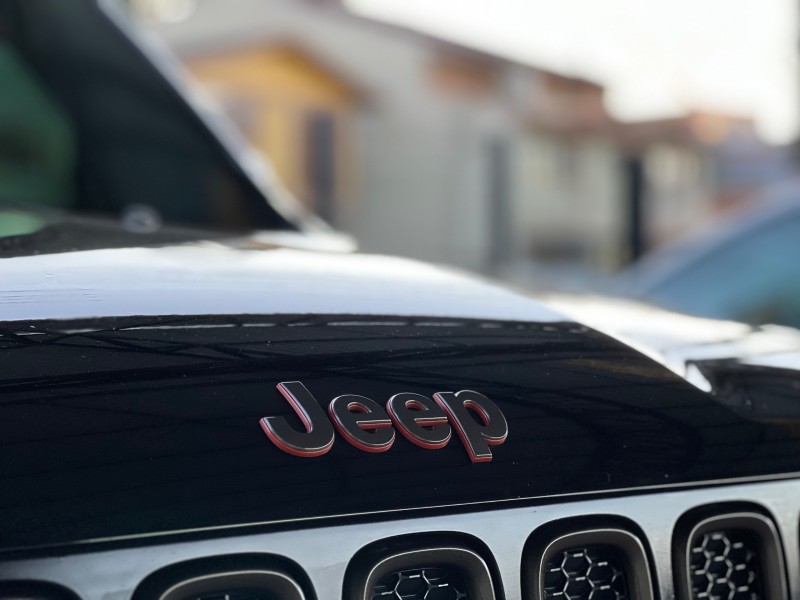 RENEGADE 2.0 16V TURBO DIESEL 75 ANOS 4P 4X4 AUTOMÁTICO - 2017 - BENTO GONçALVES