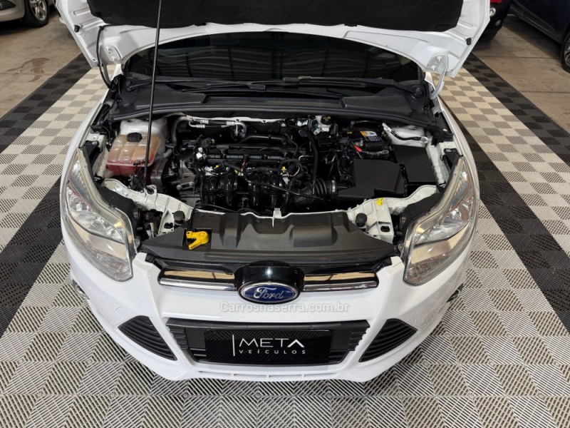 FOCUS 1.6 SE 16V FLEX 4P MANUAL - 2015 - BENTO GONçALVES