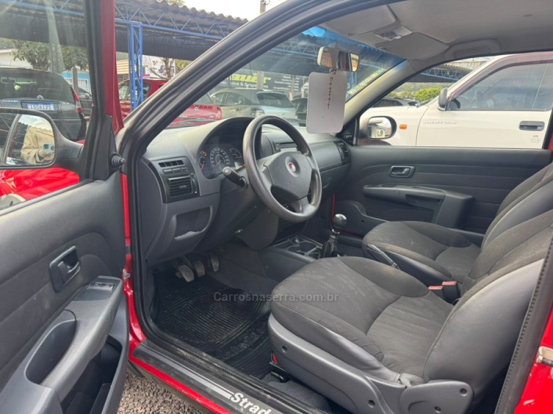 STRADA 1.4 MPI WORKING CD 8V FLEX 2P MANUAL - 2012 - IGREJINHA