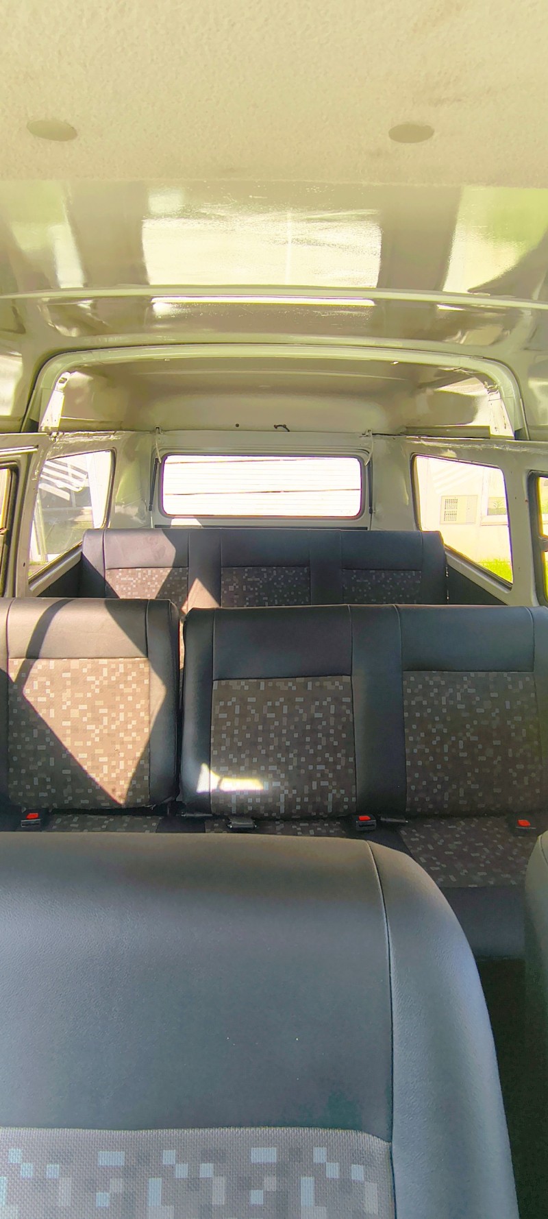 KOMBI 1.4 MI STD LOTAÇÃO 8V FLEX 3P MANUAL - 2013 - FARROUPILHA