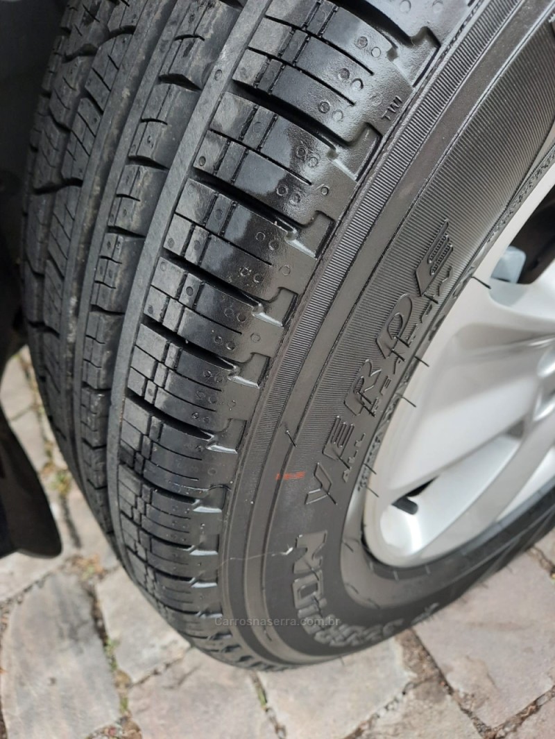 DUSTER 1.6 DYNAMIQUE 4X2 16V FLEX 4P MANUAL - 2017 - BENTO GONçALVES