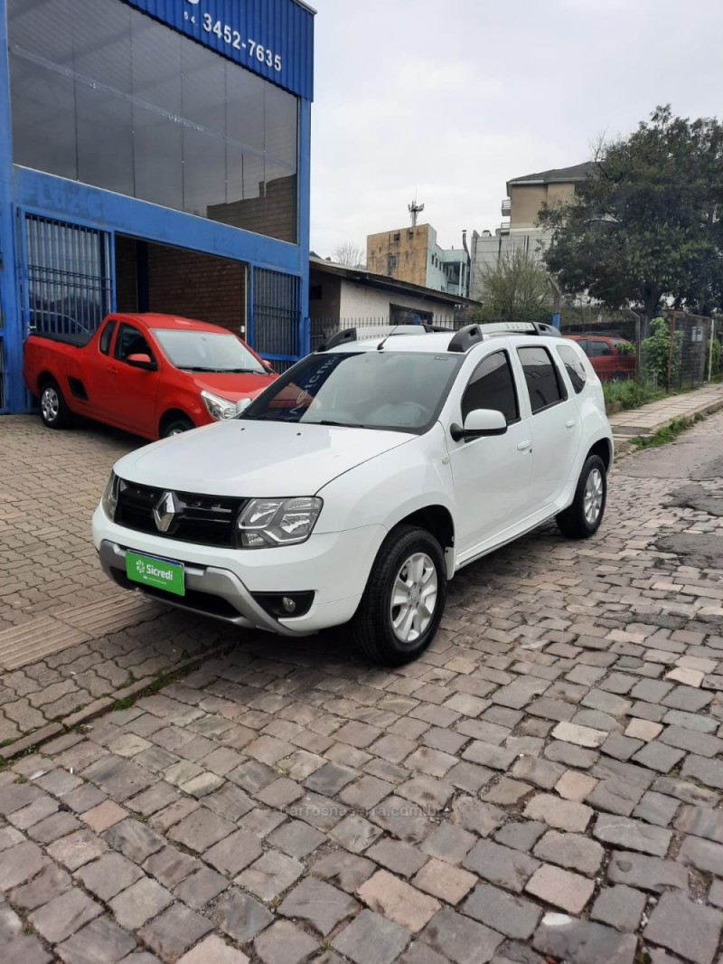 DUSTER 1.6 DYNAMIQUE 4X2 16V FLEX 4P MANUAL - 2017 - BENTO GONçALVES