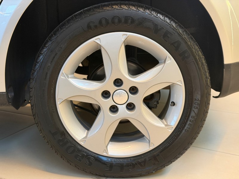 GOLF 1.6 MI SPORTLINE 8V FLEX 4P MANUAL - 2008 - CARLOS BARBOSA