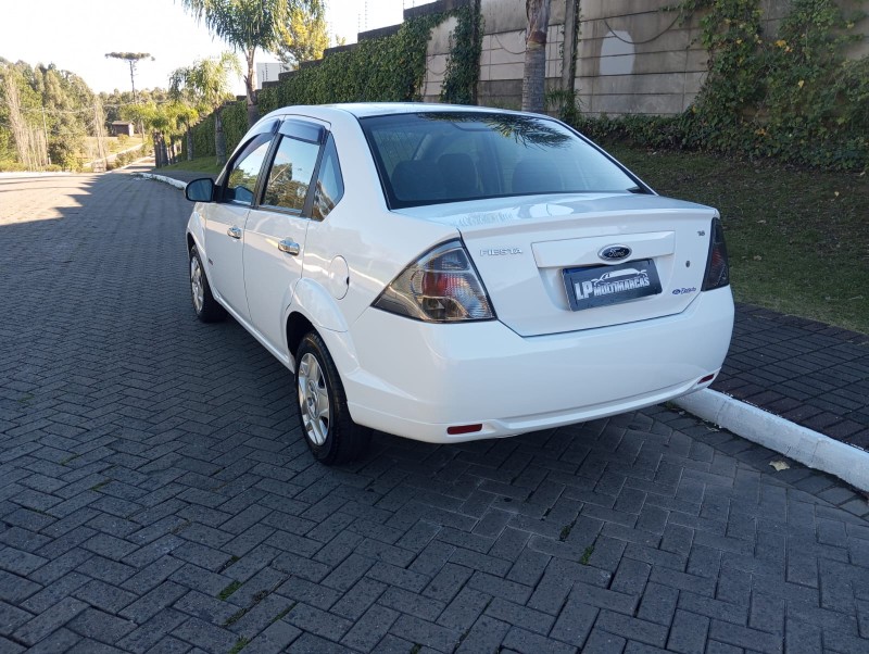 FIESTA 1.6 MPI CLASS 8V GASOLINA 4P MANUAL - 2012 - CAXIAS DO SUL