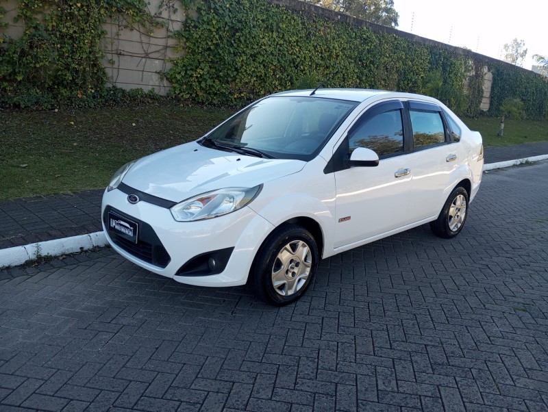 FIESTA 1.6 MPI CLASS 8V GASOLINA 4P MANUAL - 2012 - CAXIAS DO SUL