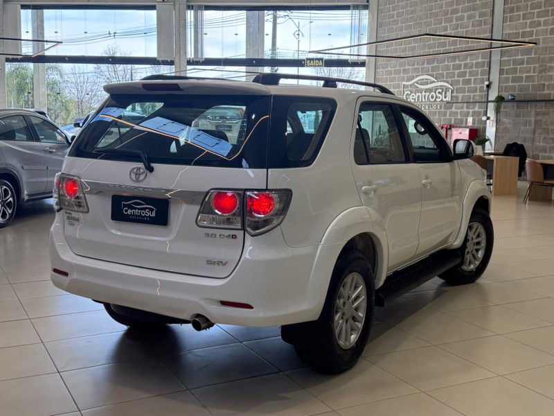 HILUX SW4 3.0 SRV 4X4 7 LUGARES 16V TURBO INTERCOOLER DIESEL 4P AUTOMÁTICO - 2015 - CARLOS BARBOSA