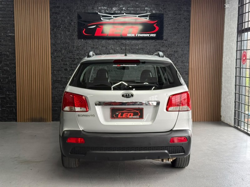 SORENTO 2.4 EX2 4X2 16V GASOLINA 4P AUTOMÁTICO - 2013 - CAXIAS DO SUL
