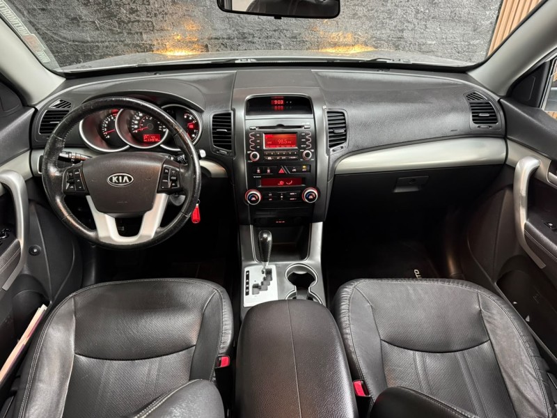 SORENTO 2.4 EX2 4X2 16V GASOLINA 4P AUTOMÁTICO - 2013 - CAXIAS DO SUL