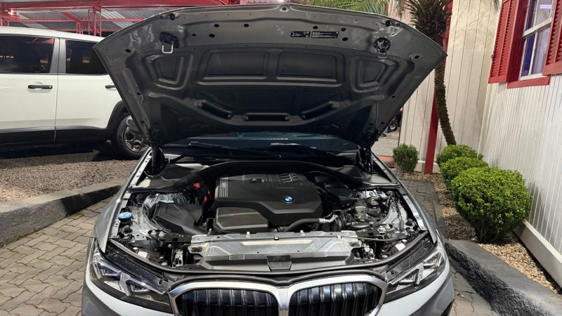 320I 2.0 M SPORT GP 16V TURBO ACTIVE FLEX 4P AUTOMÁTICO - 2023 - TRêS COROAS