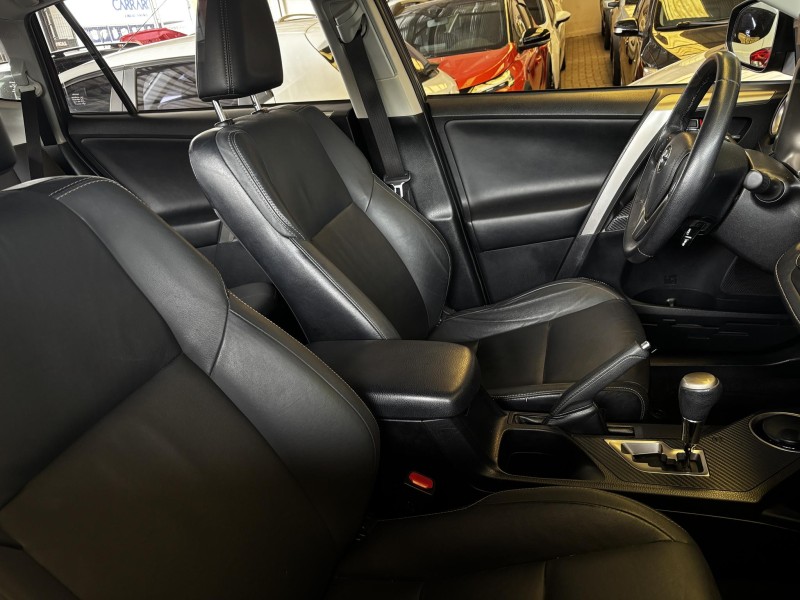 RAV4 2.0 4X2 16V GASOLINA 4P AUTOMÁTICO - 2015 - FARROUPILHA