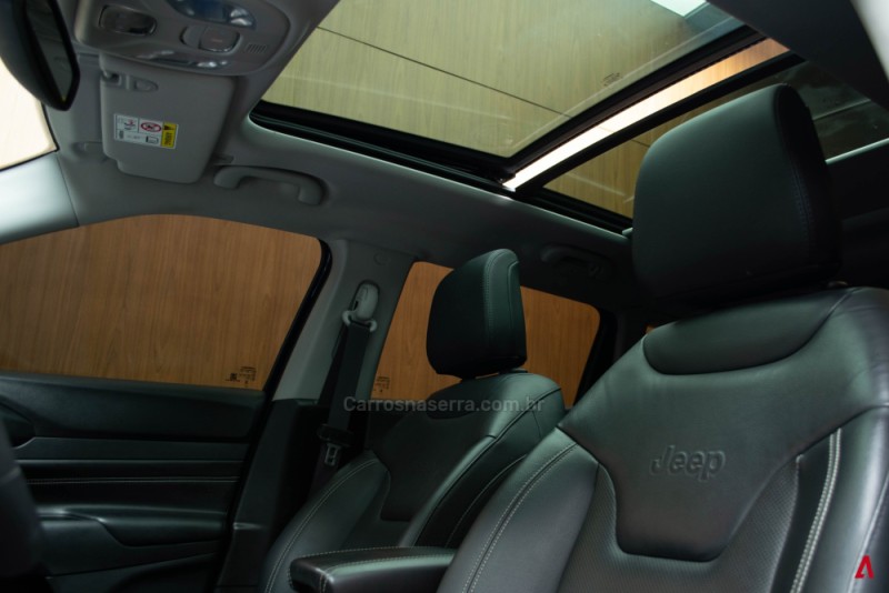 COMPASS 1.3 LONGITUDE T270 16V TURBO FLEX 4P AUTOMÁTICO - 2024 - GARIBALDI