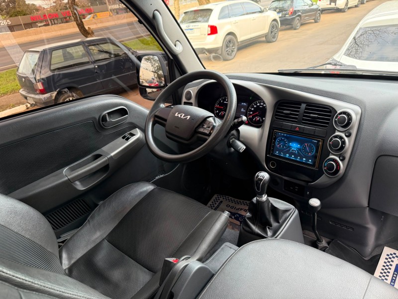 BONGO 2.5 K-2500 4X4 CS TURBO DIESEL 2P MANUAL - 2024 - ESTâNCIA VELHA