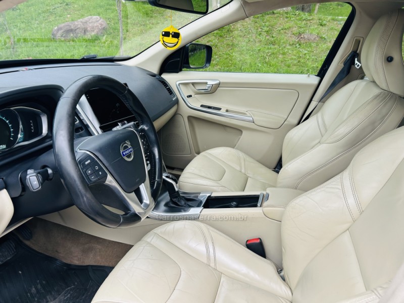 XC60 2.0 T5 DYNAMIC FWD TURBO GASOLINA 4P AUTOMÁTICO - 2014 - BENTO GONçALVES