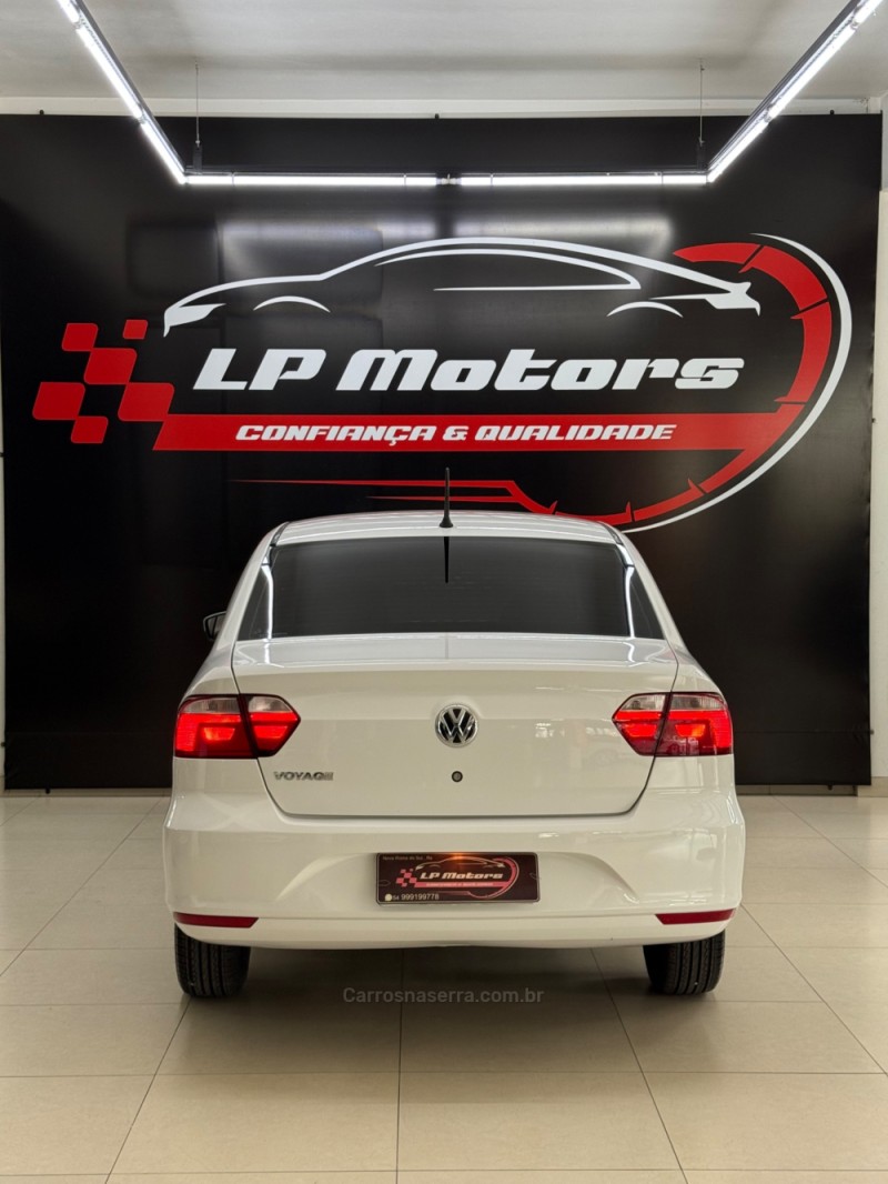VOYAGE 1.0 I TREND 16V FLEX 4P MANUAL - 2013 - FARROUPILHA
