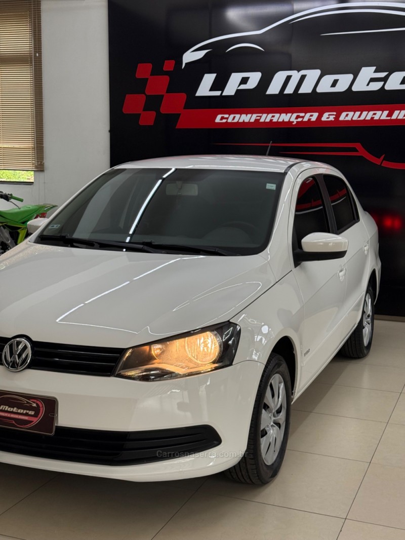 VOYAGE 1.0 I TREND 16V FLEX 4P MANUAL - 2013 - FARROUPILHA