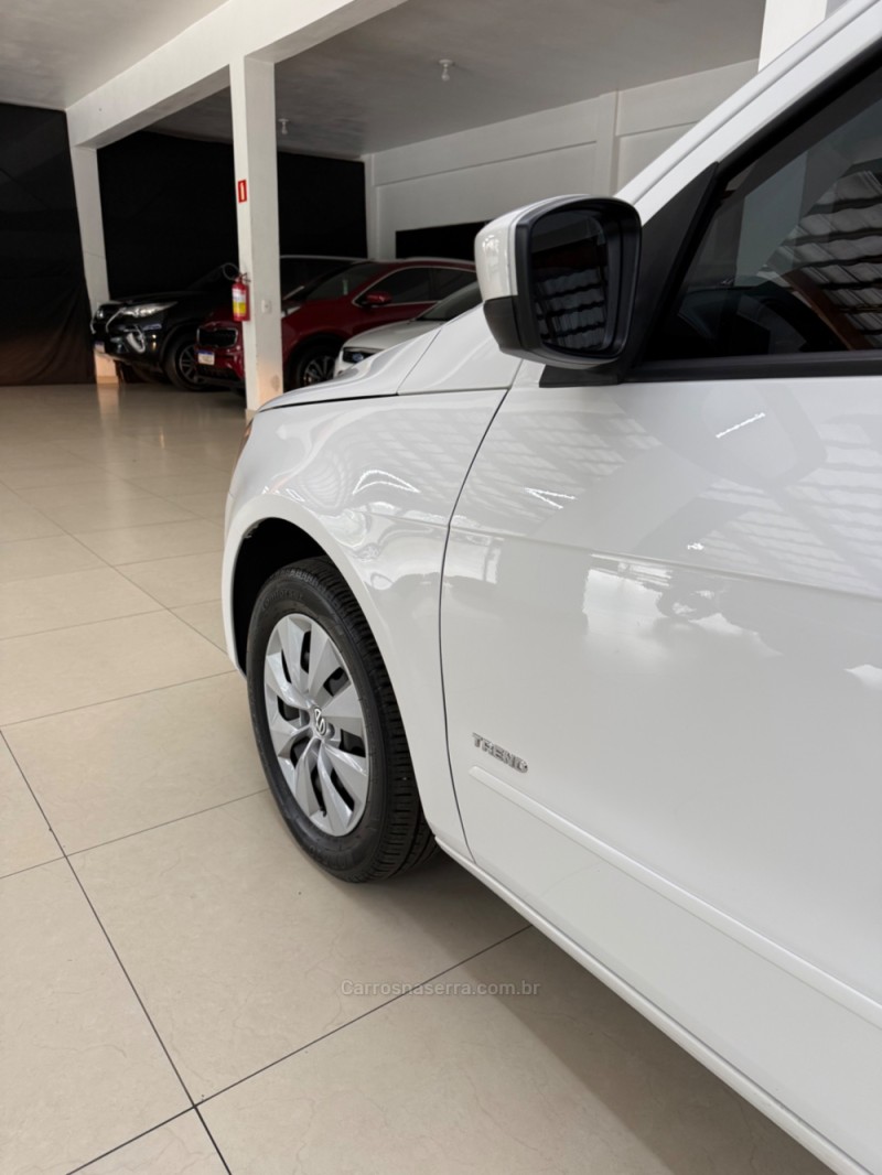 VOYAGE 1.0 I TREND 16V FLEX 4P MANUAL - 2013 - FARROUPILHA