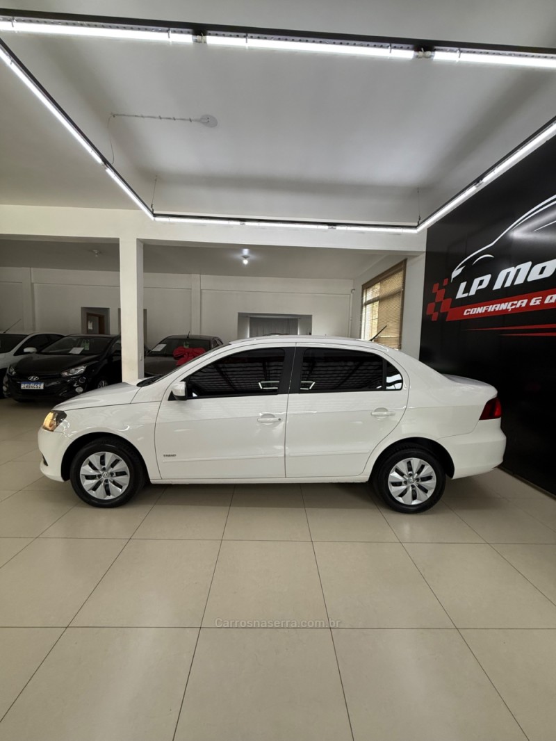 VOYAGE 1.0 I TREND 16V FLEX 4P MANUAL - 2013 - FARROUPILHA