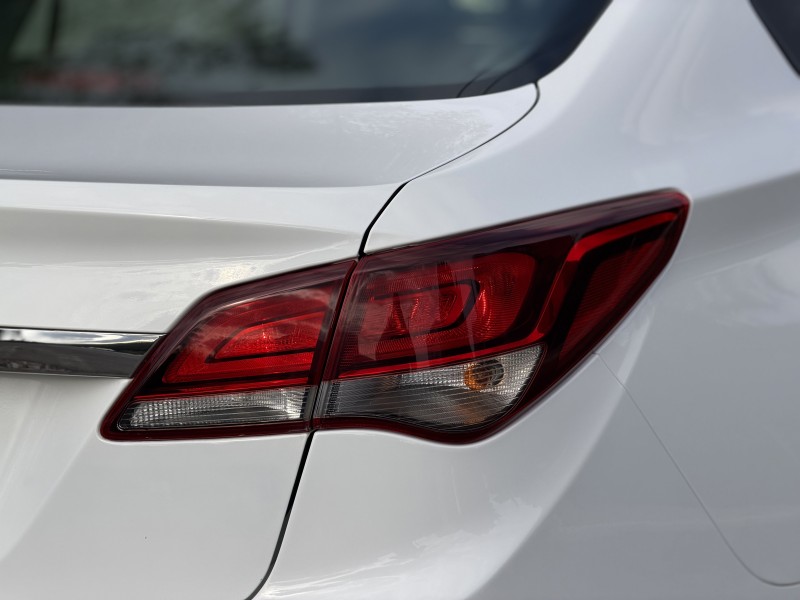 HB20S 1.0 COMFORT 12V FLEX 4P MANUAL - 2019 - DOIS IRMãOS
