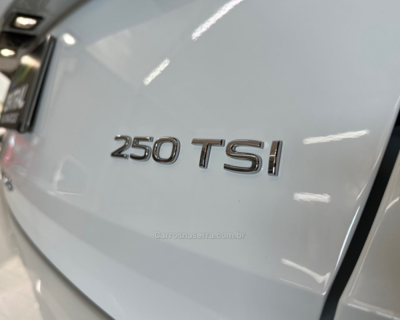 TAOS 1.4 16V COMFORTLINE TSI FLEX 4P AUTOMÁTICO - 2023 - VACARIA