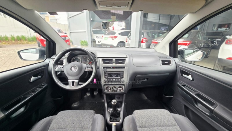 FOX 1.6 MI ITREND 8V FLEX 4P MANUAL - 2014 - LAJEADO